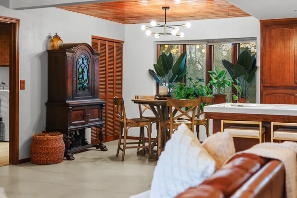 $770,000 | 15133 Vista Knolls Drive, Redding, CA 96001