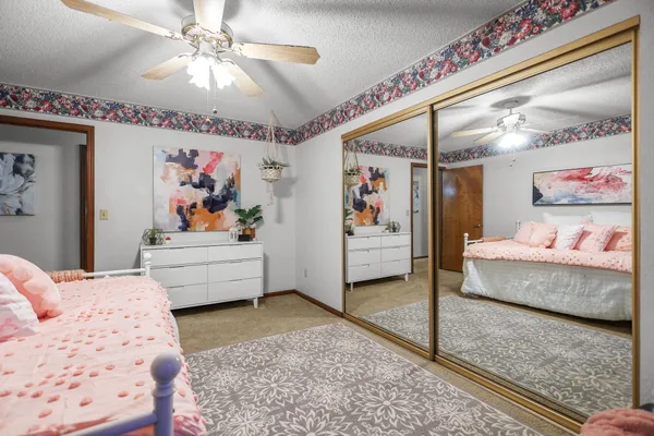 $770,000 | 15133 Vista Knolls Drive, Redding, CA 96001