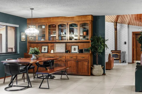 $770,000 | 15133 Vista Knolls Drive, Redding, CA 96001