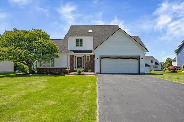 $349,900 | 131 Windmill Trail, Ogden, NY 14624
