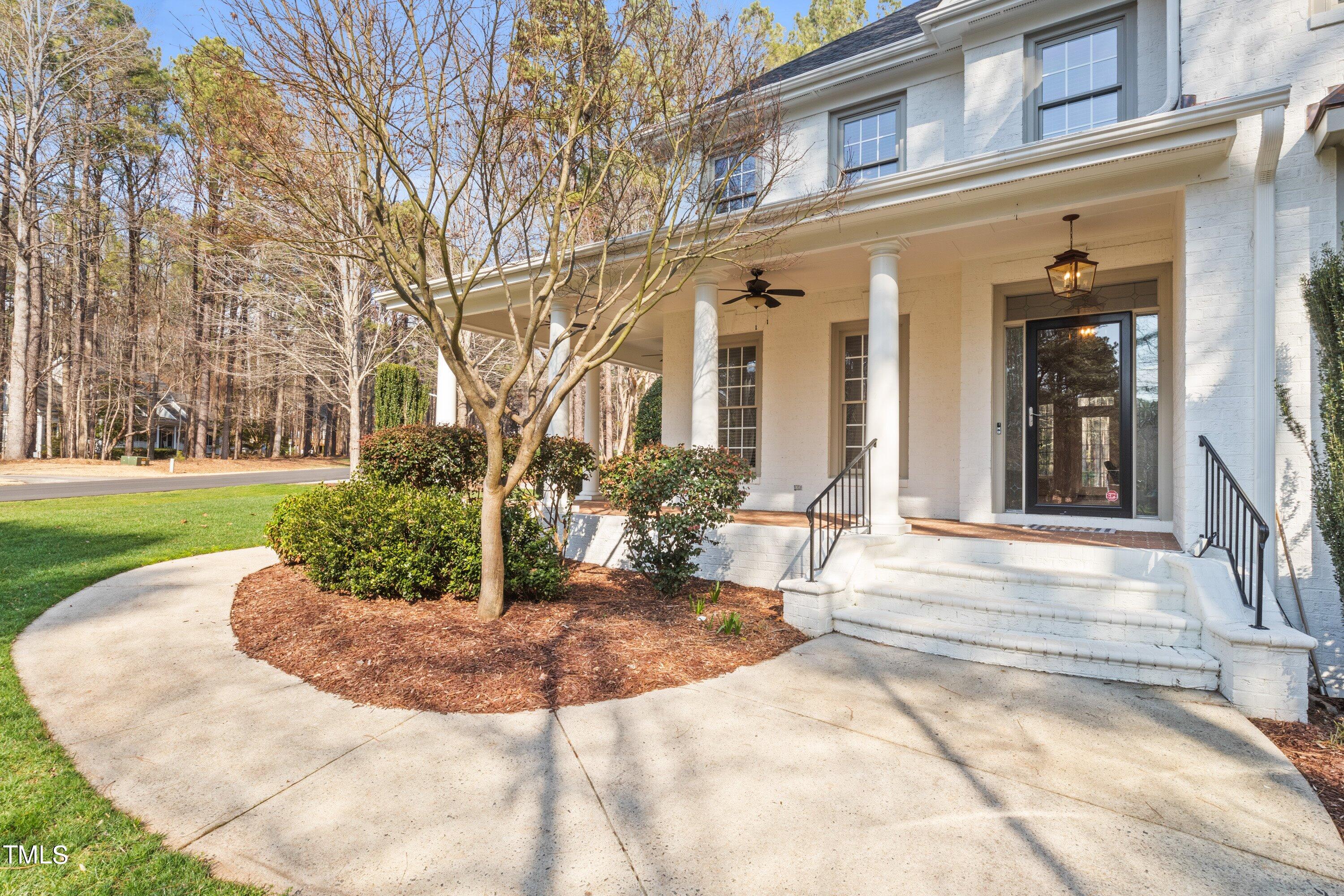 5009 Boulder Creek Lane Raleigh, NC 27613 - Photo 6 of 79 15-5009 Boulder Creek Ln20240226_0015