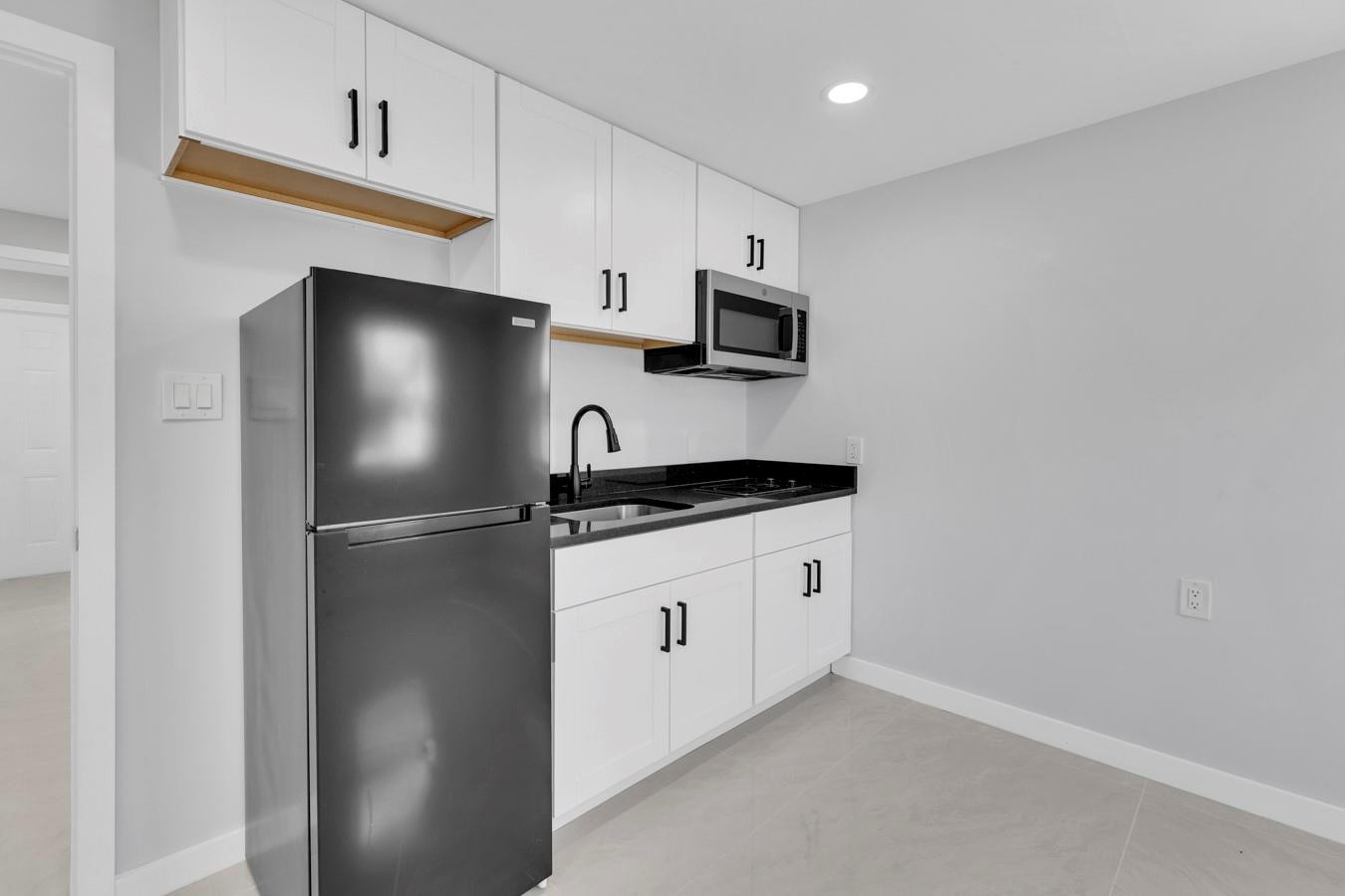 851 Northwest 4th Avenue Pompano Beach, FL 33060 - Photo 14 of 23 Photo 15
