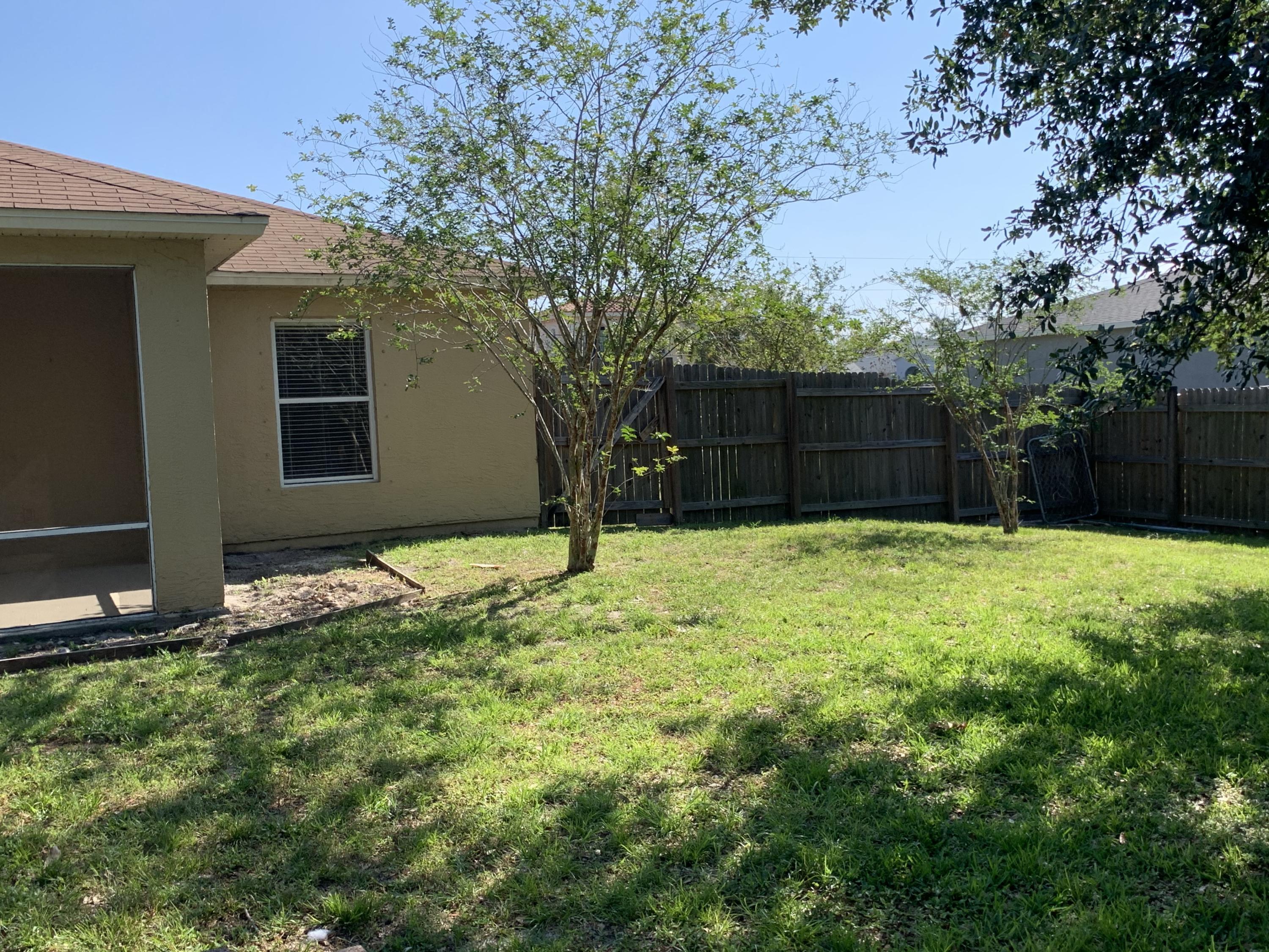 269 Southwest Ridgecrest Drive Port St. Lucie, FL 34953 - Photo 21 of 24