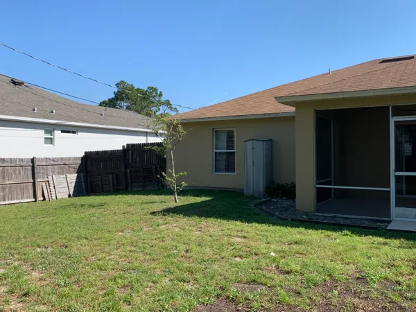 $2,495 | 269 Southwest Ridgecrest Drive, Port St. Lucie, FL 34953