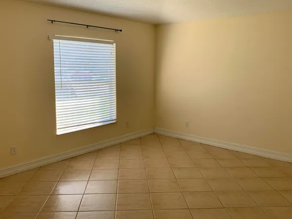 $2,495 | 269 Southwest Ridgecrest Drive, Port St. Lucie, FL 34953