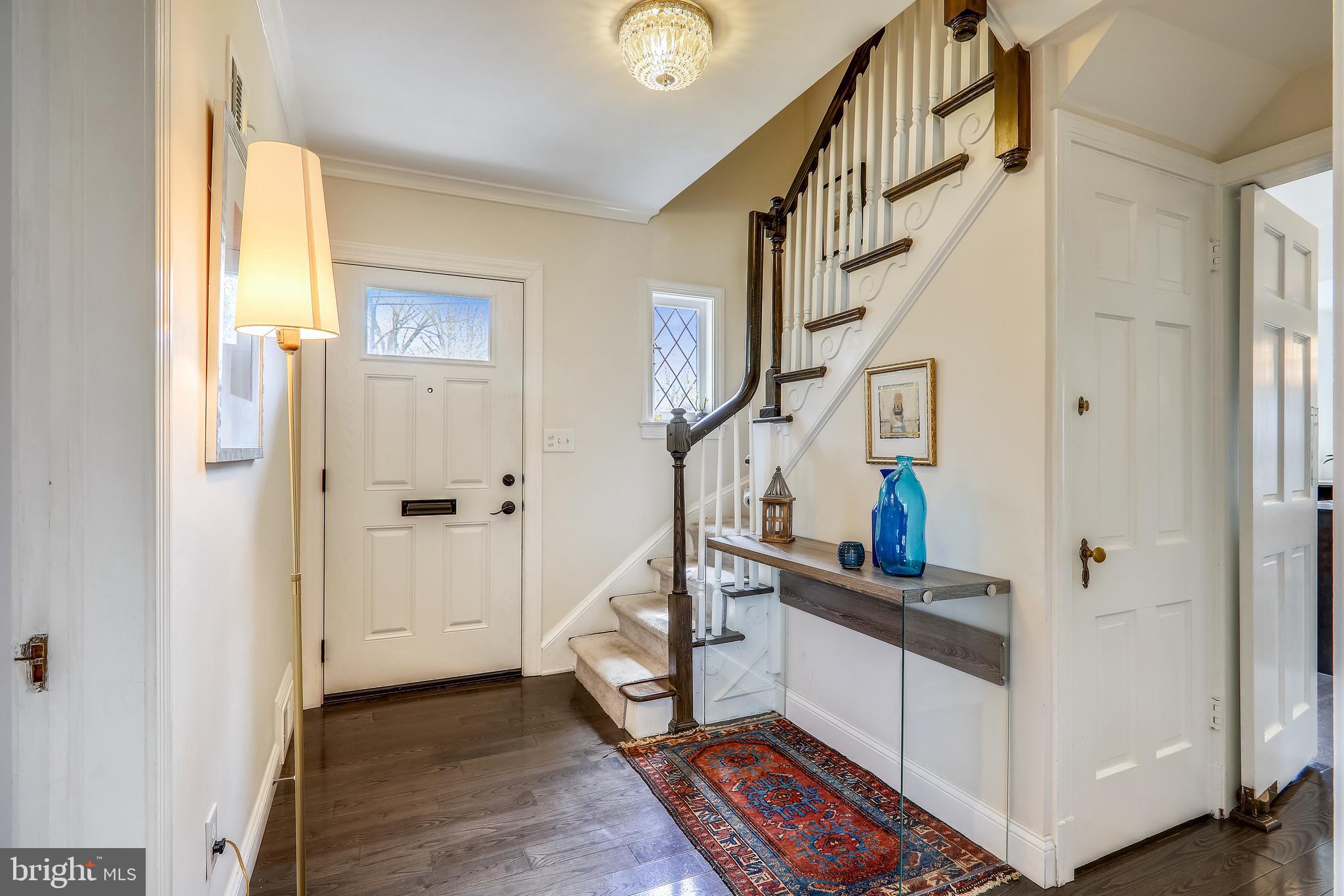 5805 Aberdeen Road Bethesda, MD 20817 - Photo 4 of 42 Entry foyer