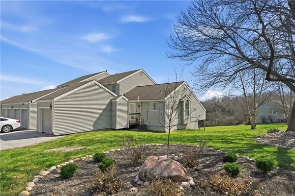 $225,000 | 7001 North Askew Avenue, Gladstone, MO 64119