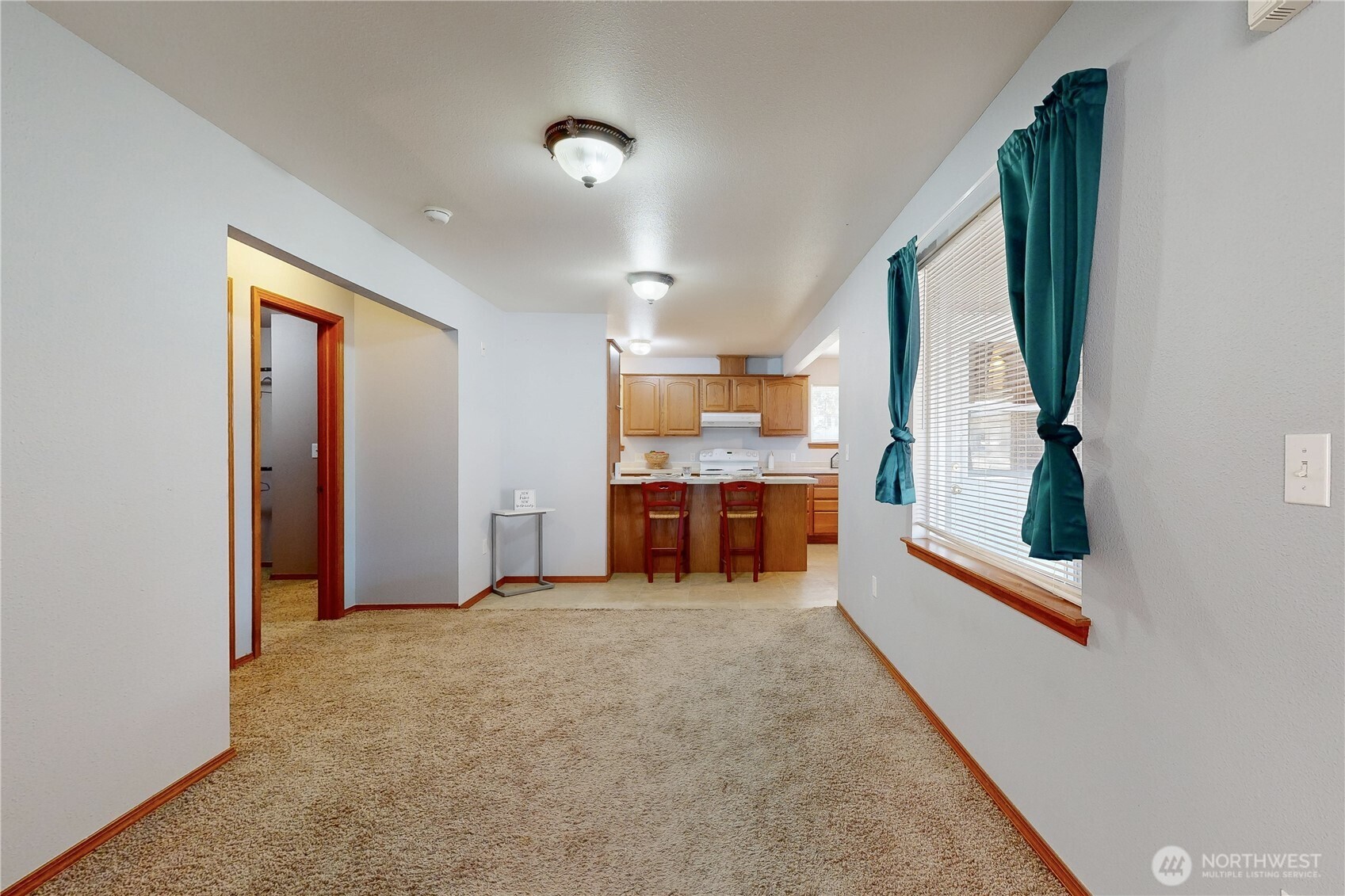 735 Northeast Spitzenberg Street College Place, WA 99324 - Photo 7 of 34