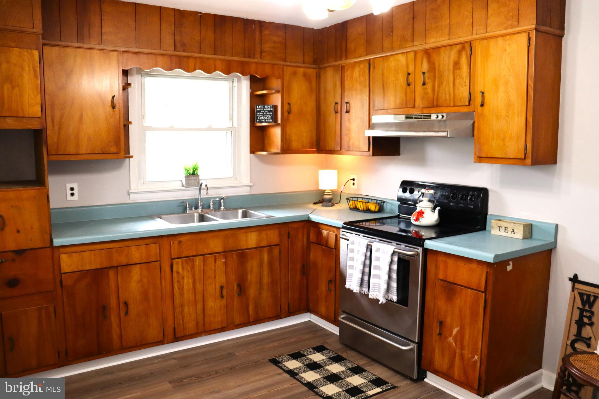 1810 Otts Chapel Road Newark, DE 19702 - Photo 9 of 20 Kitchen