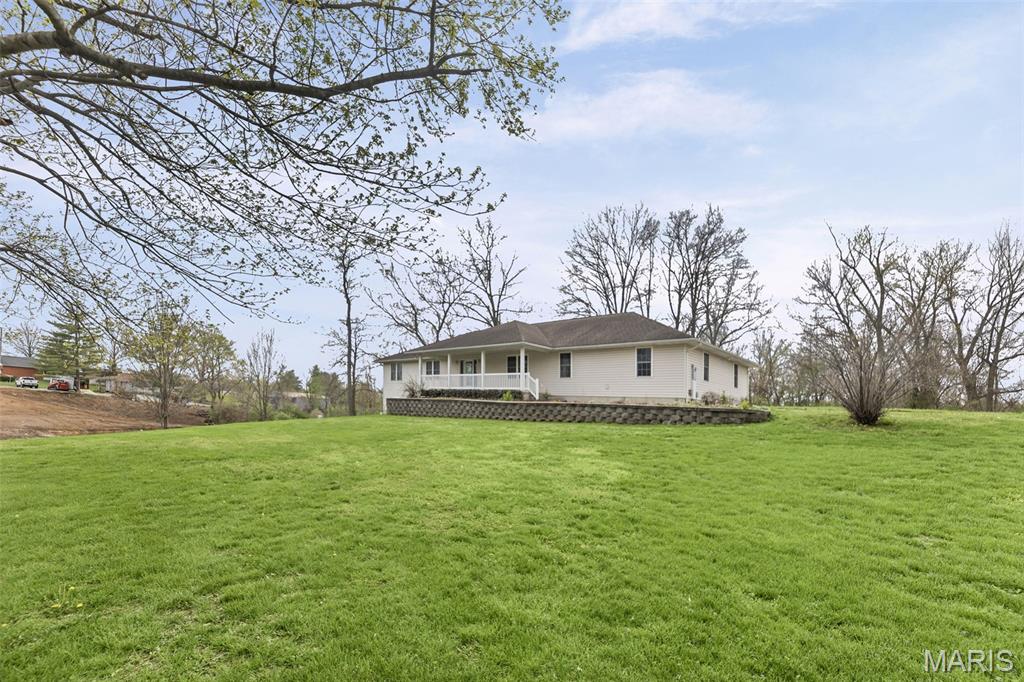 2628 Jamison Drive Alton, IL 62002 - Photo 1 of 60