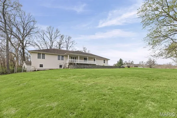 $395,000 | 2628 Jamison Drive, Alton, IL 62002
