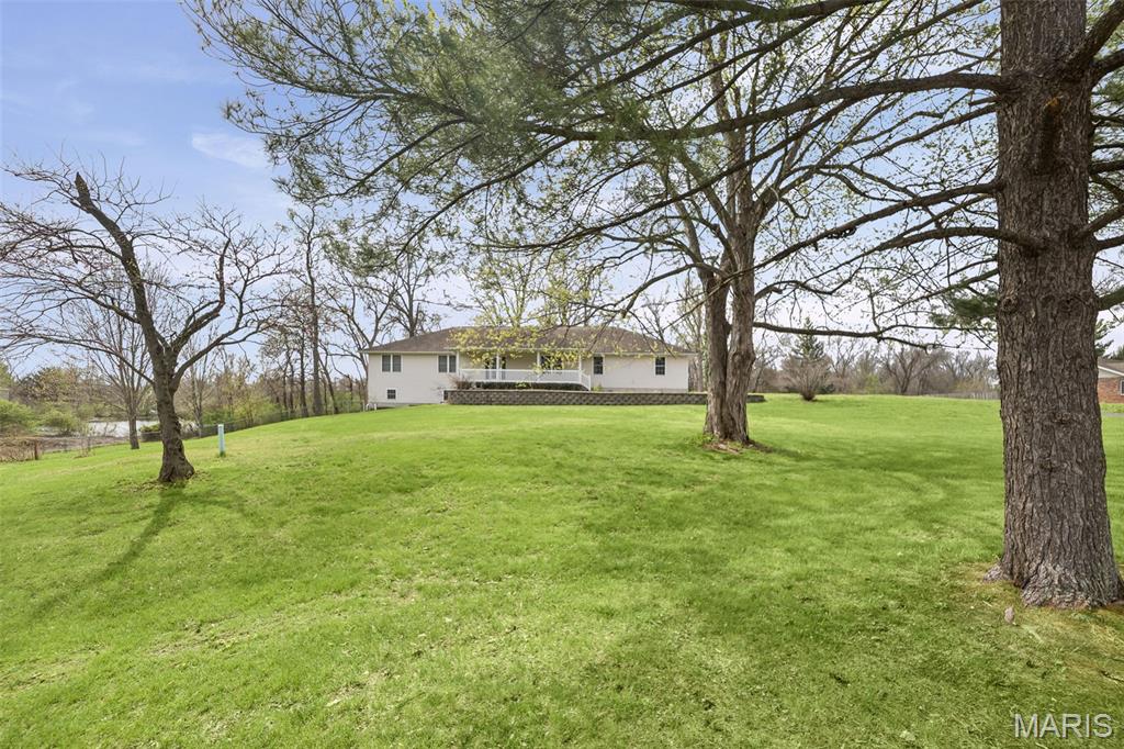 2628 Jamison Drive Alton, IL 62002 - Photo 2 of 60