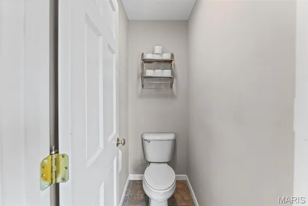 $395,000 | 2628 Jamison Drive, Alton, IL 62002