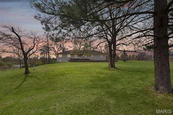 $395,000 | 2628 Jamison Drive, Alton, IL 62002