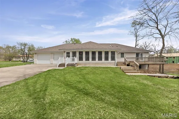 $395,000 | 2628 Jamison Drive, Alton, IL 62002