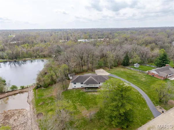 $395,000 | 2628 Jamison Drive, Alton, IL 62002
