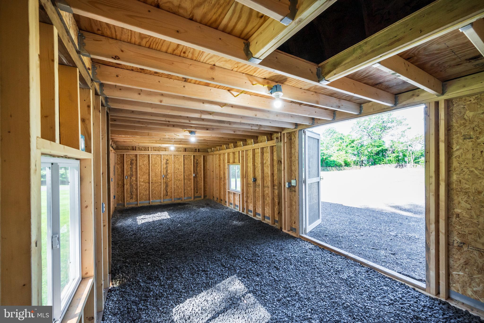 21020 Peach Tree Road Dickerson, MD 20842 - Photo 52 of 57 a view of backyard with large window
