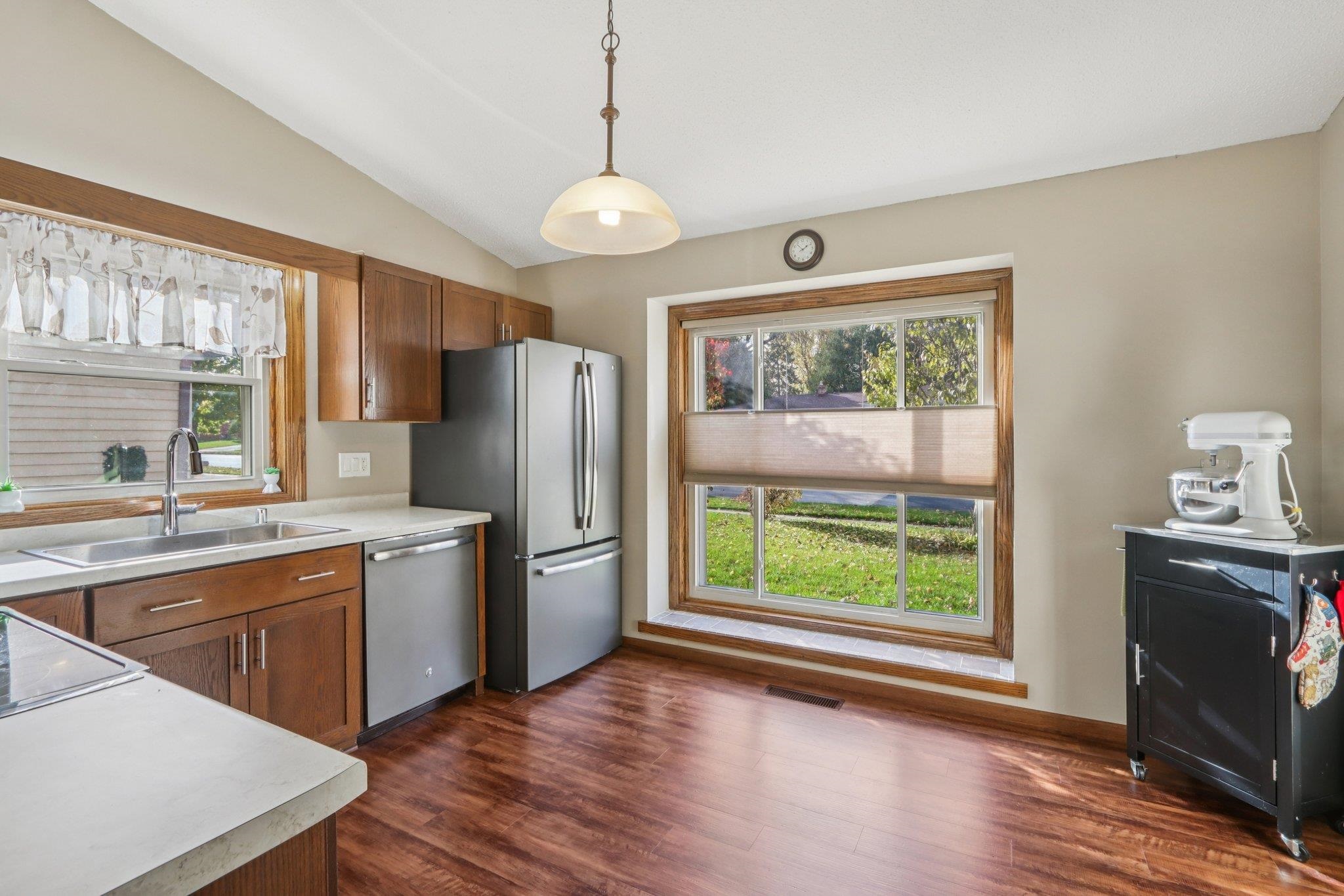 1006 South Division Street Waunakee, WI 53597 - Photo 16 of 51