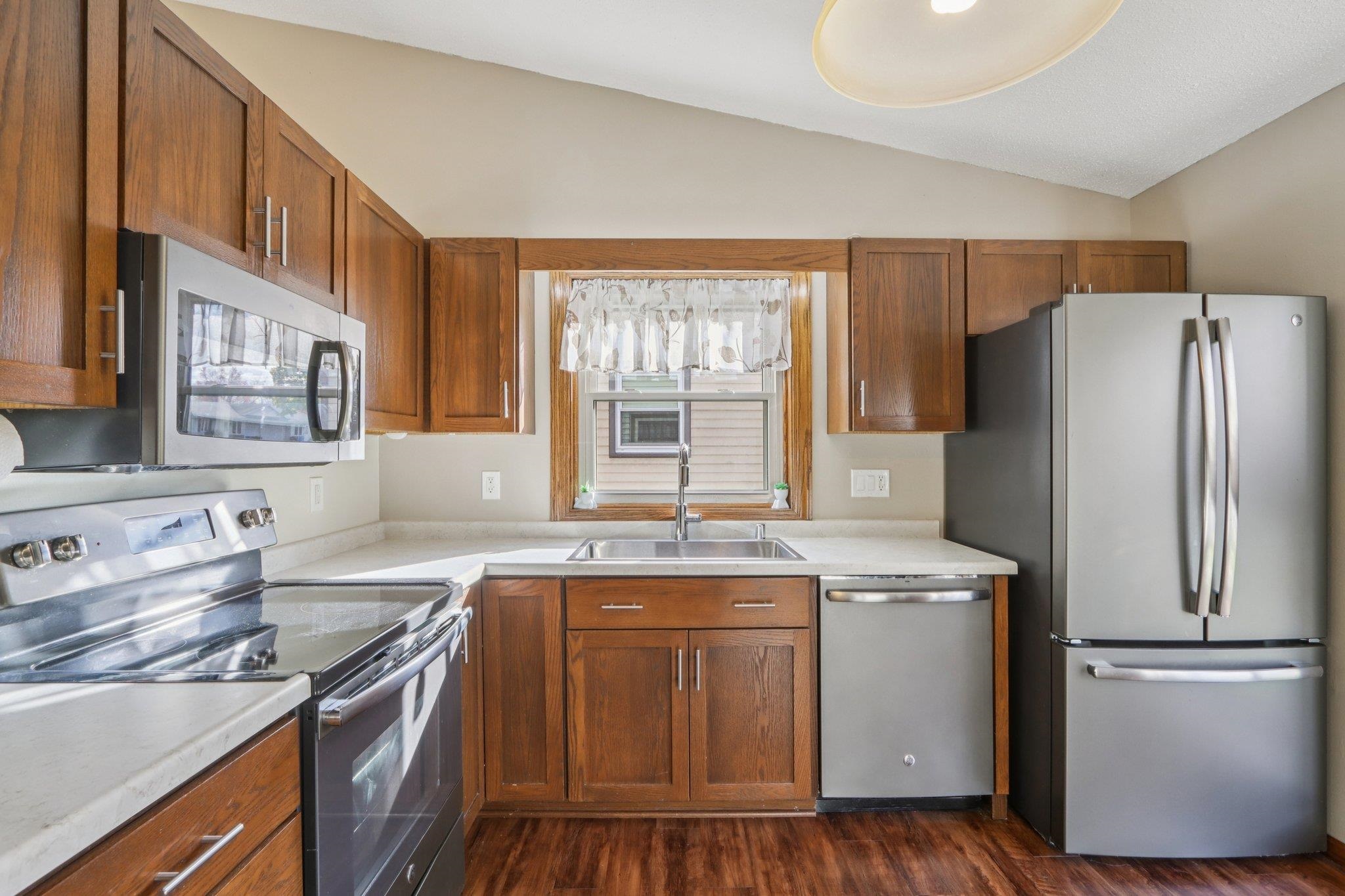 1006 South Division Street Waunakee, WI 53597 - Photo 17 of 51