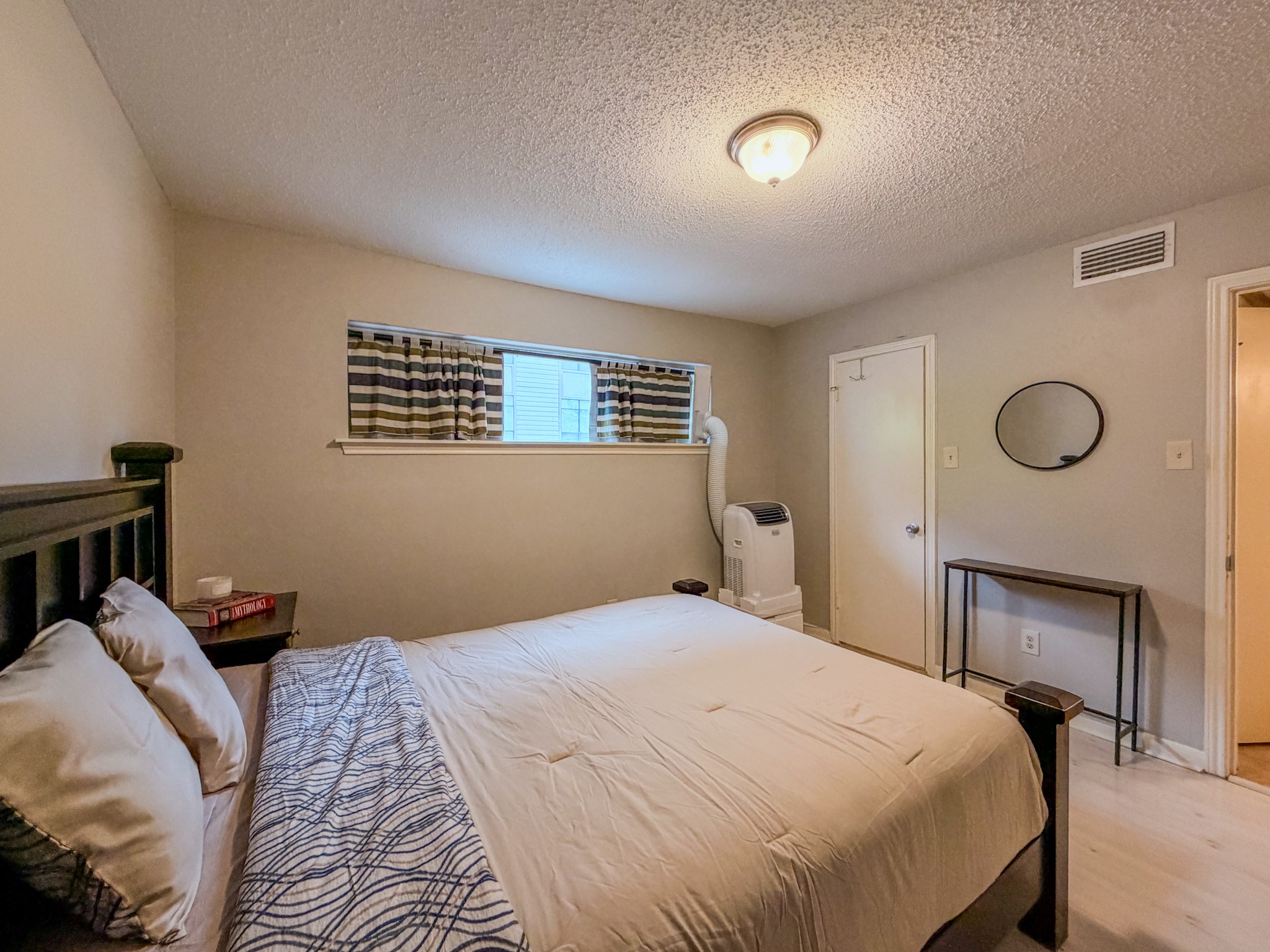 2574 Marilee Lane, Unit 23 Houston, TX 77057 - Photo 13 of 22