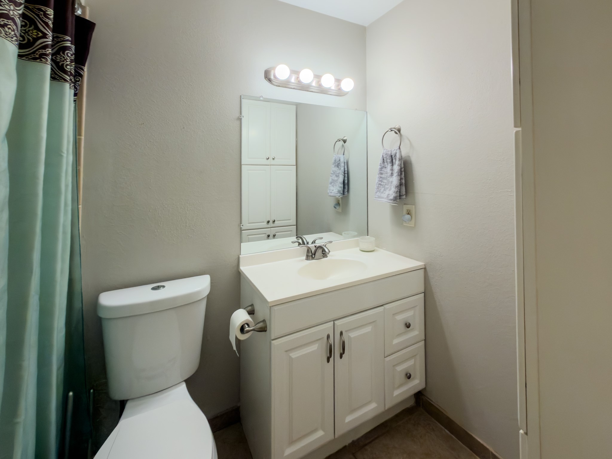 2574 Marilee Lane, Unit 23 Houston, TX 77057 - Photo 9 of 22