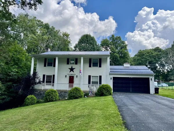 $379,900 | 508 North Highland Drive, Beckley, WV 25801
