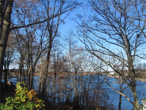 47 Riverview Road Gloucester, MA 01930 - Photo 1 of 10 Gallery Image 1