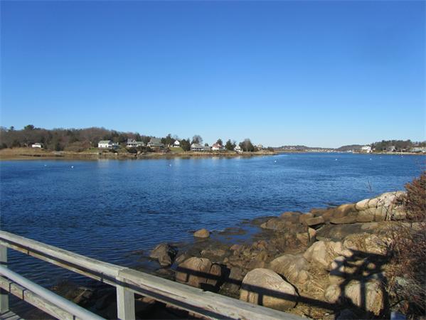 47 Riverview Road Gloucester, MA 01930 - Photo 5 of 10 Gallery Image 5