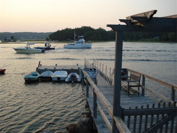 47 Riverview Road Gloucester, MA 01930 - Photo 8 of 10 Gallery Image 8
