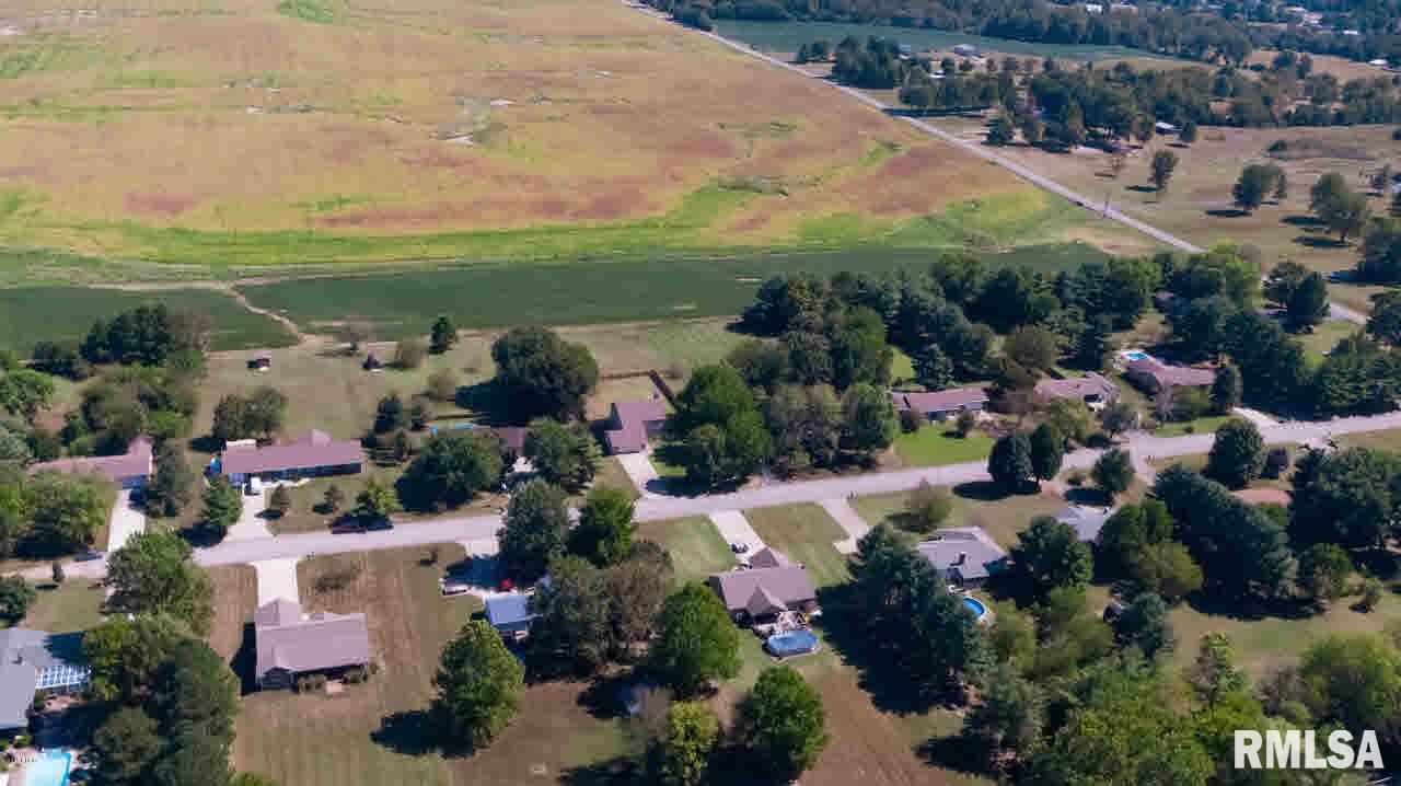 2307 Spring Lane Marion, IL 62959 - Photo 19 of 48 Gallery Image 19