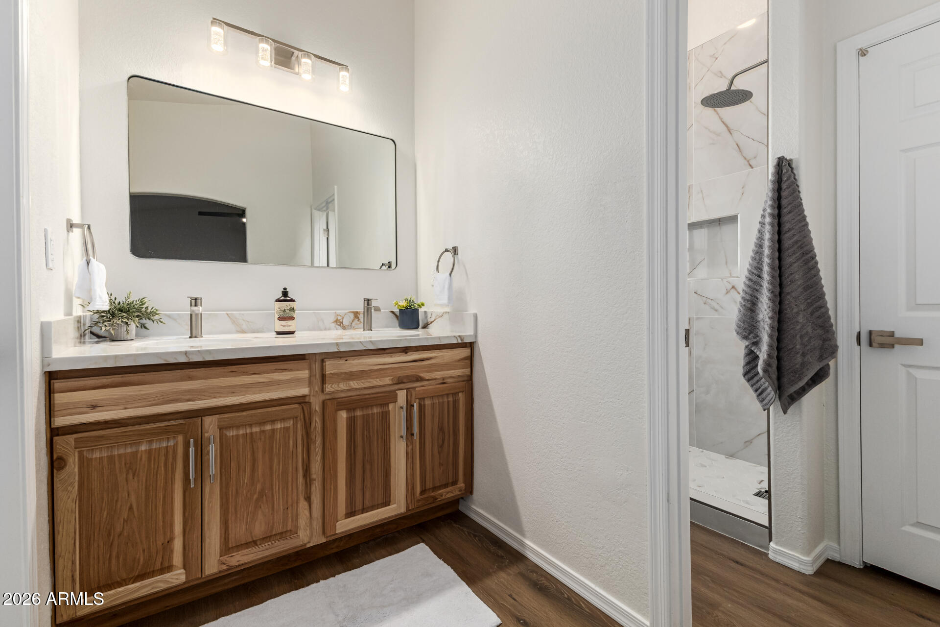 368 North Mountain View Road Apache Junction, AZ 85119 - Photo 21 of 48 Bathroom