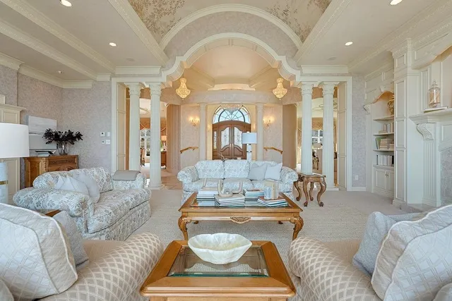 $1,800,000 | 1605 East Sonata Drive, Green Bay, WI 54311