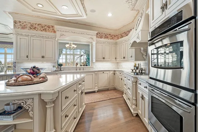 $1,800,000 | 1605 East Sonata Drive, Green Bay, WI 54311