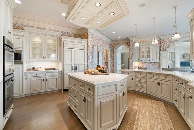 $1,800,000 | 1605 East Sonata Drive, Green Bay, WI 54311