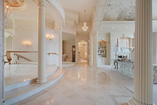 $1,800,000 | 1605 East Sonata Drive, Green Bay, WI 54311