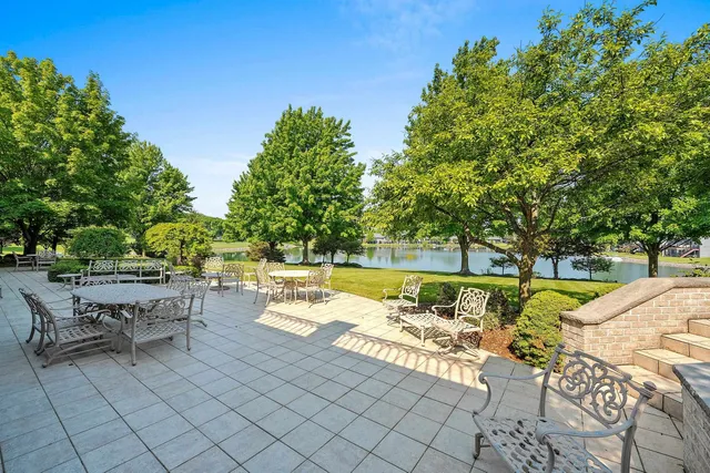 $1,800,000 | 1605 East Sonata Drive, Green Bay, WI 54311