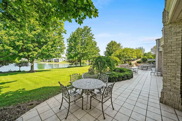 $1,800,000 | 1605 East Sonata Drive, Green Bay, WI 54311
