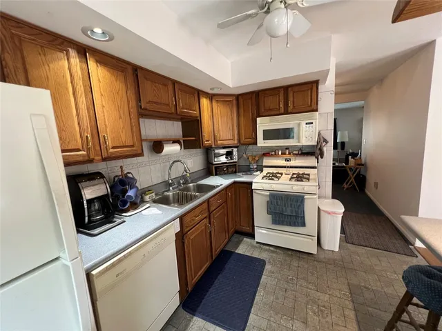 $195,000 | 15 Addison Court, Binghamton, NY 13904