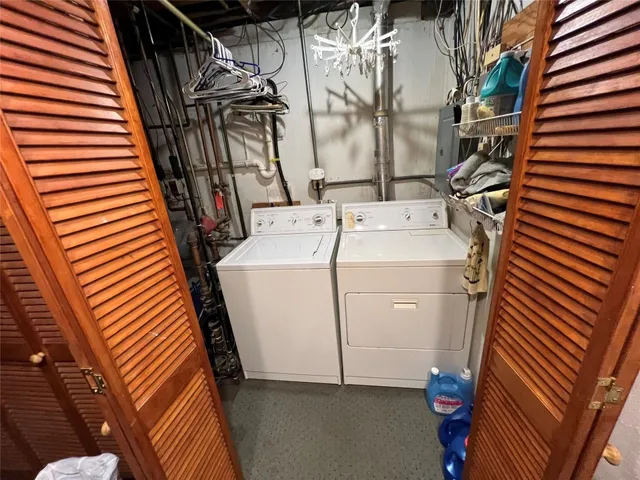 $195,000 | 15 Addison Court, Binghamton, NY 13904