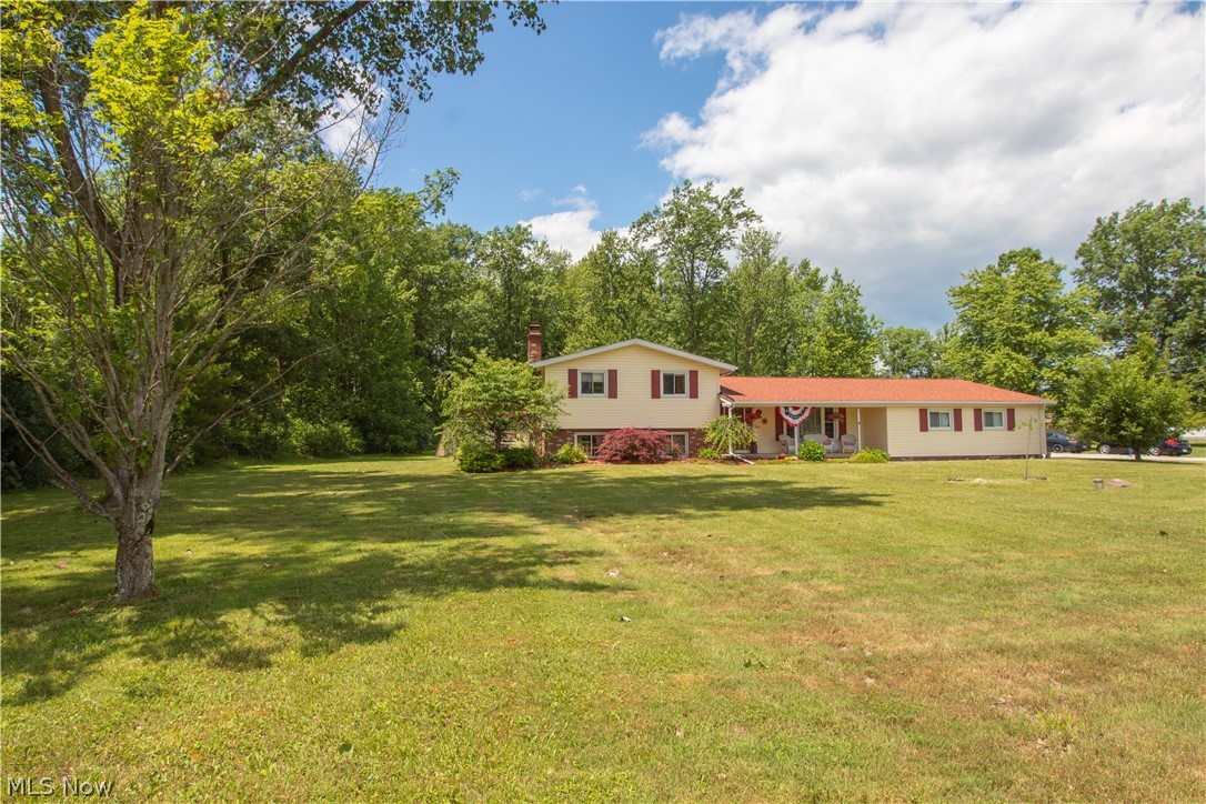 9060 Oberlin Road Elyria, OH 44035 - Photo 6 of 28 Gallery Image 6