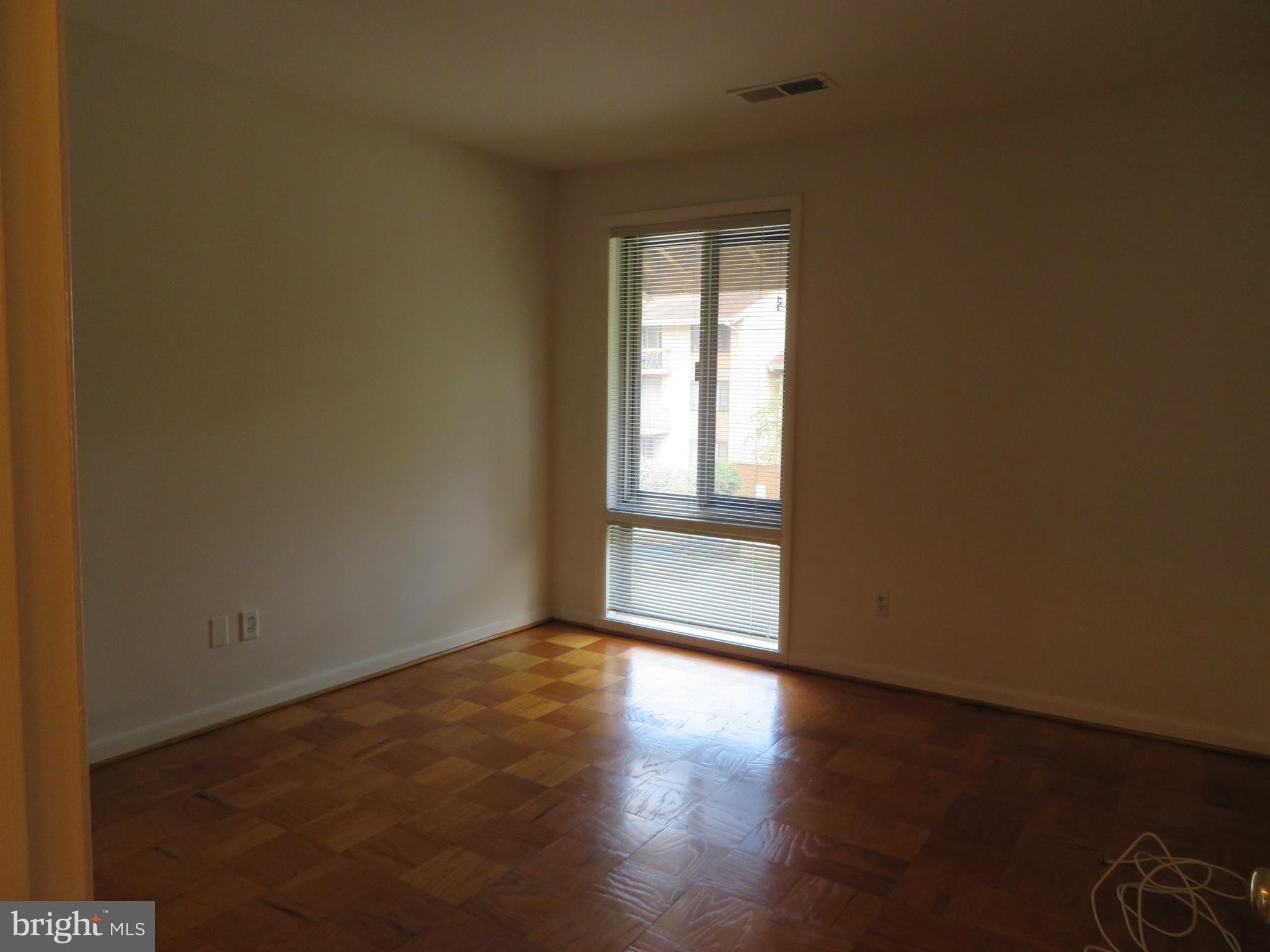 2 Cross Keys Road, Unit 2E Baltimore, MD 21210 - Photo 15 of 19 Bedroom 2