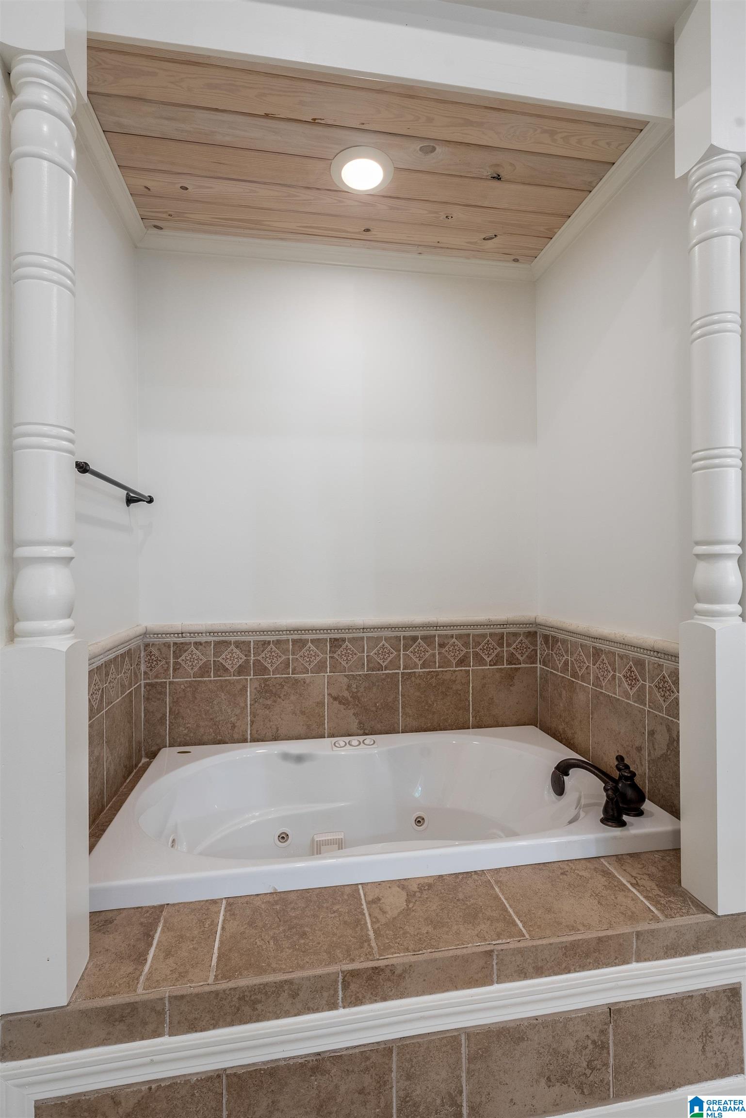 136 Fairwinds North Alexander City, AL 35010 - Photo 21 of 51