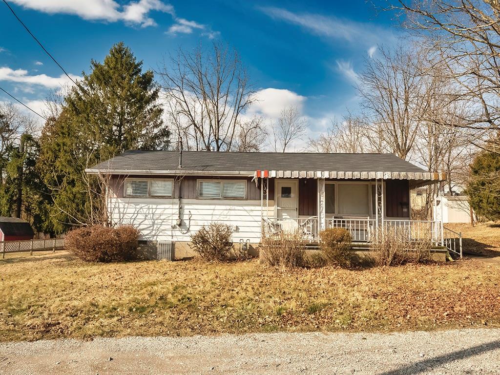 3038 Leechburg Road Lower Burrell, PA 15068 - Photo 2 of 25 Gallery Image 2