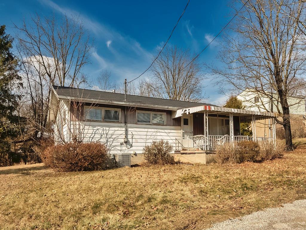 3038 Leechburg Road Lower Burrell, PA 15068 - Photo 3 of 25 Gallery Image 3