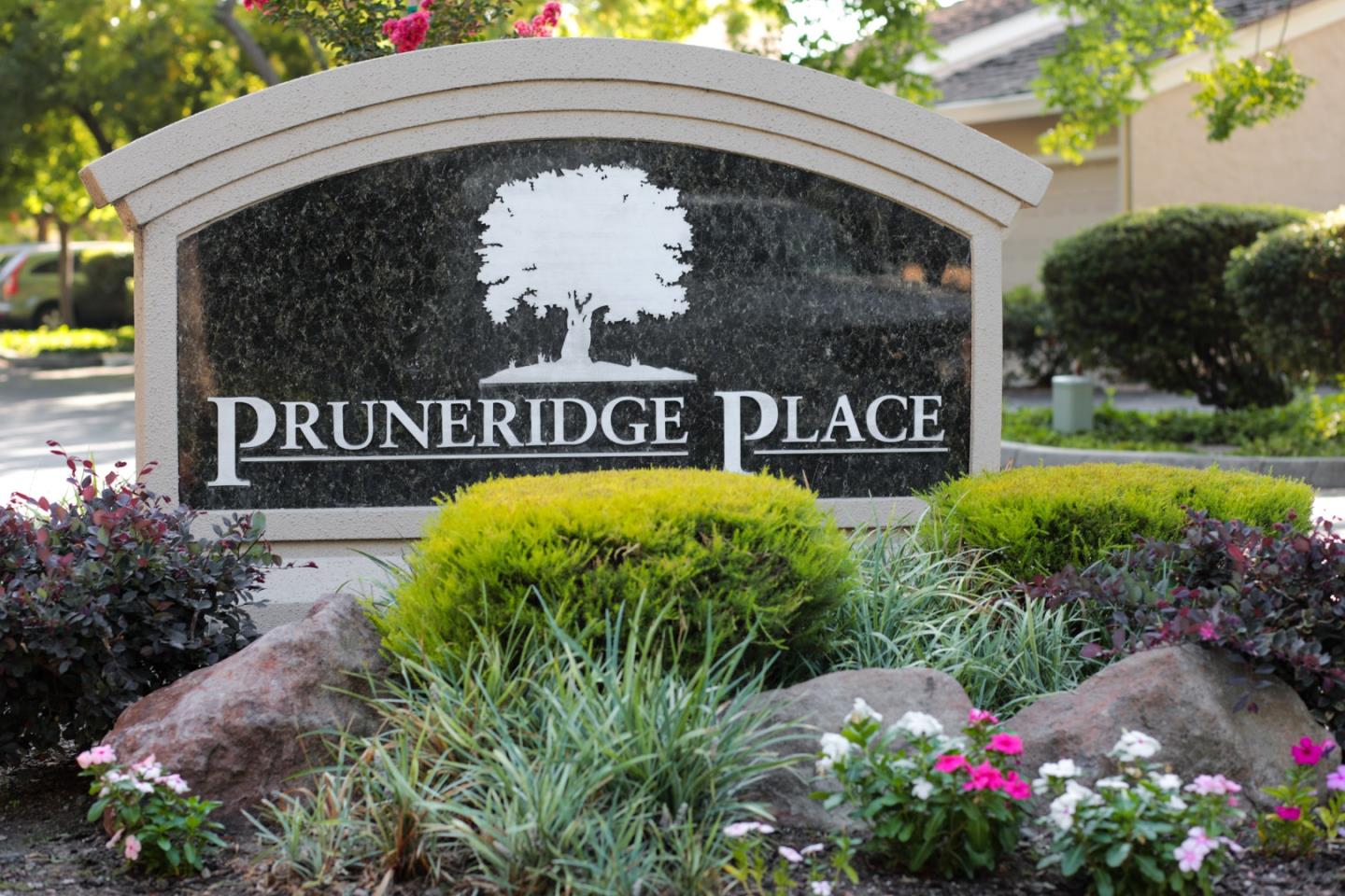 2464 Golf Links Circle Santa Clara, CA 95050 - Photo 37 of 45 a view of sign board with flower around