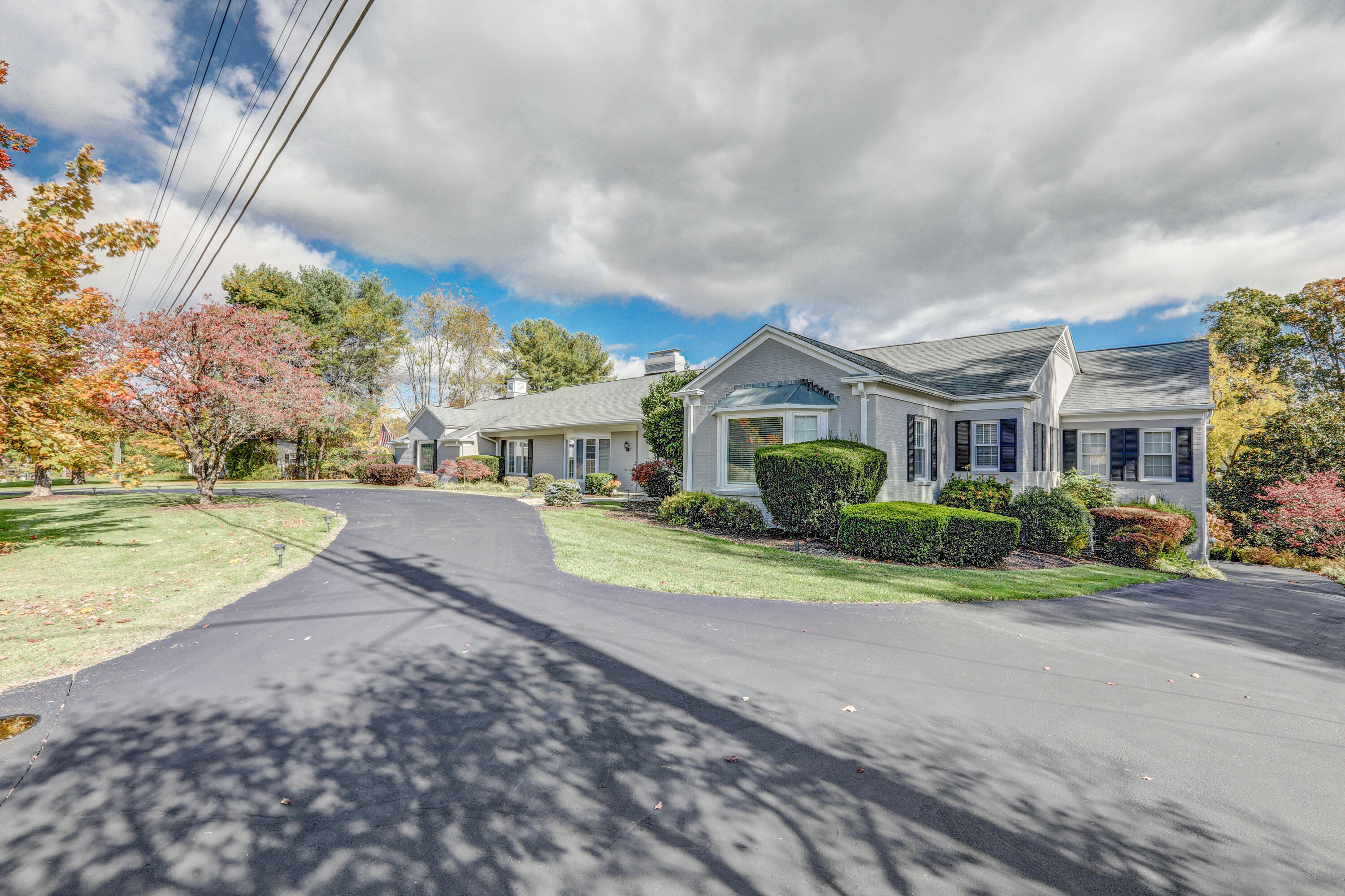 2131 King College Road Bristol, TN 37620 - Photo 2 of 116 B42A2539_40_41_42_43