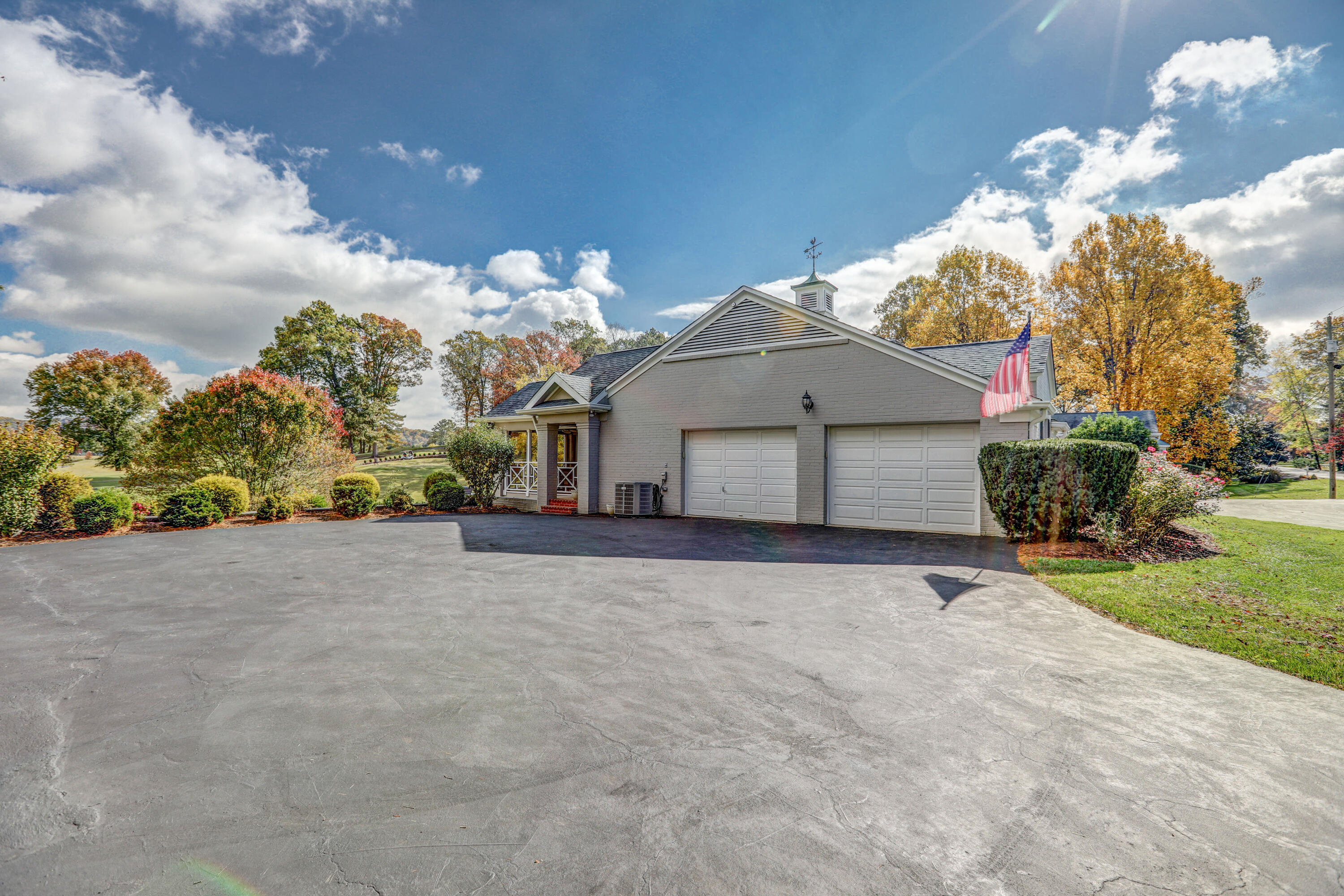 2131 King College Road Bristol, TN 37620 - Photo 4 of 116 B42A2479_80_81_82_83