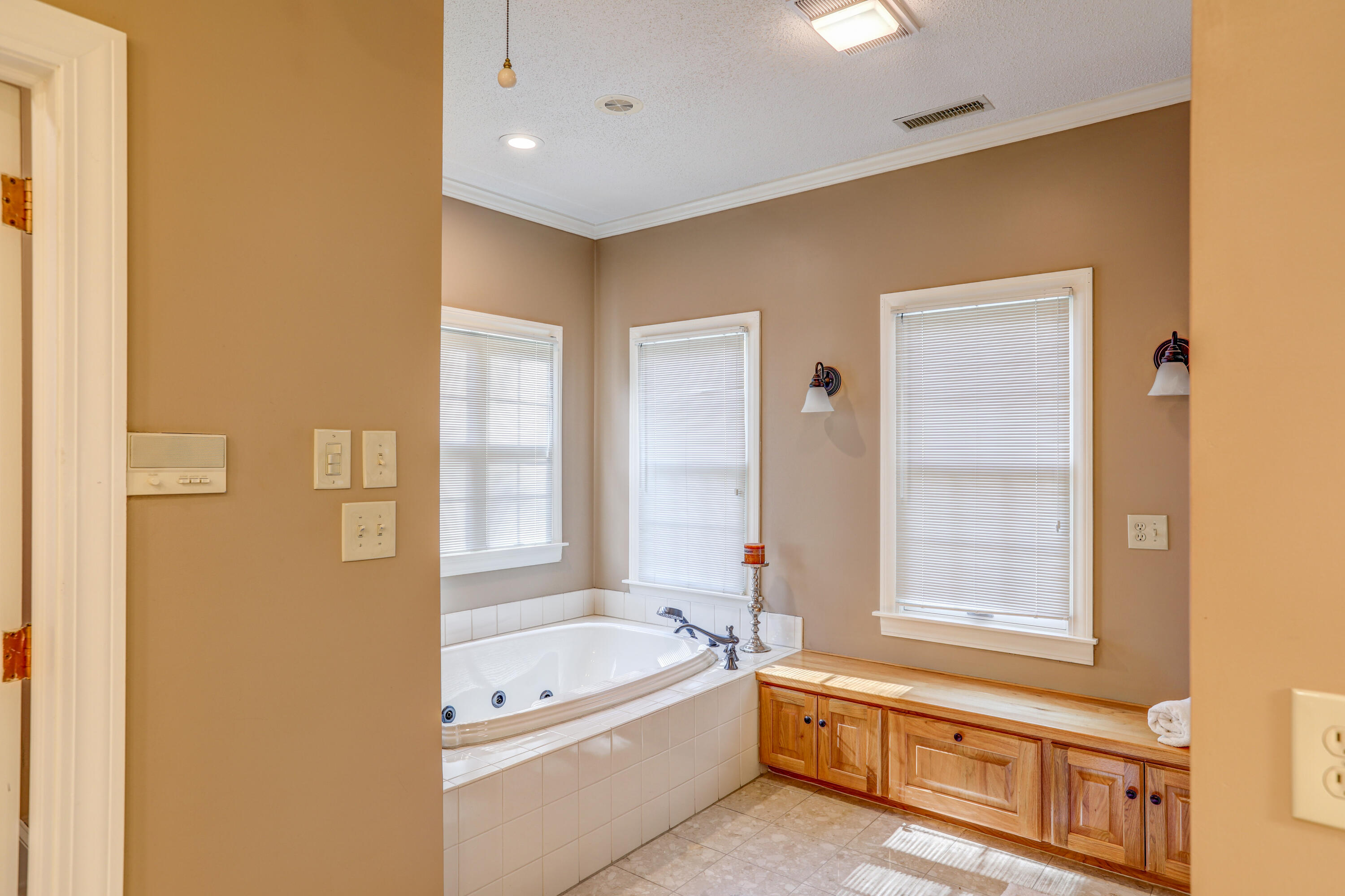 2131 King College Road Bristol, TN 37620 - Photo 89 of 116 B42A2279_80_81_82_83