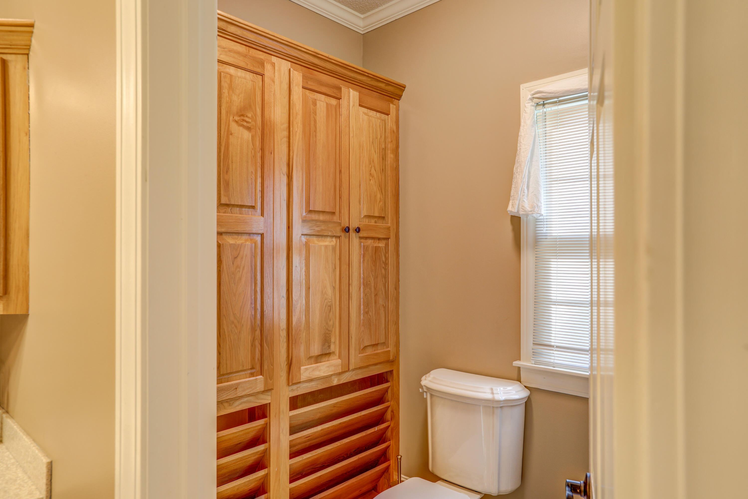 2131 King College Road Bristol, TN 37620 - Photo 90 of 116 B42A2284_5_6_7_8