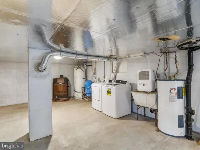 a view of a backyard of the house